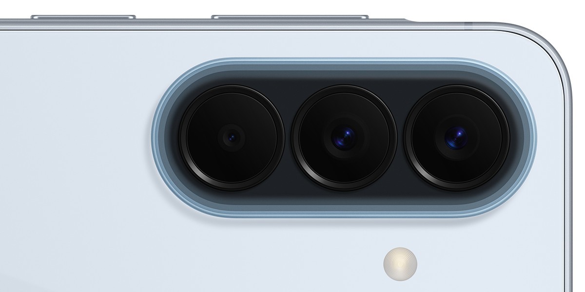 삼성 갤럭시 A57, 새로운 칩셋과 IP68 등급 탑재, A37 함께 출시