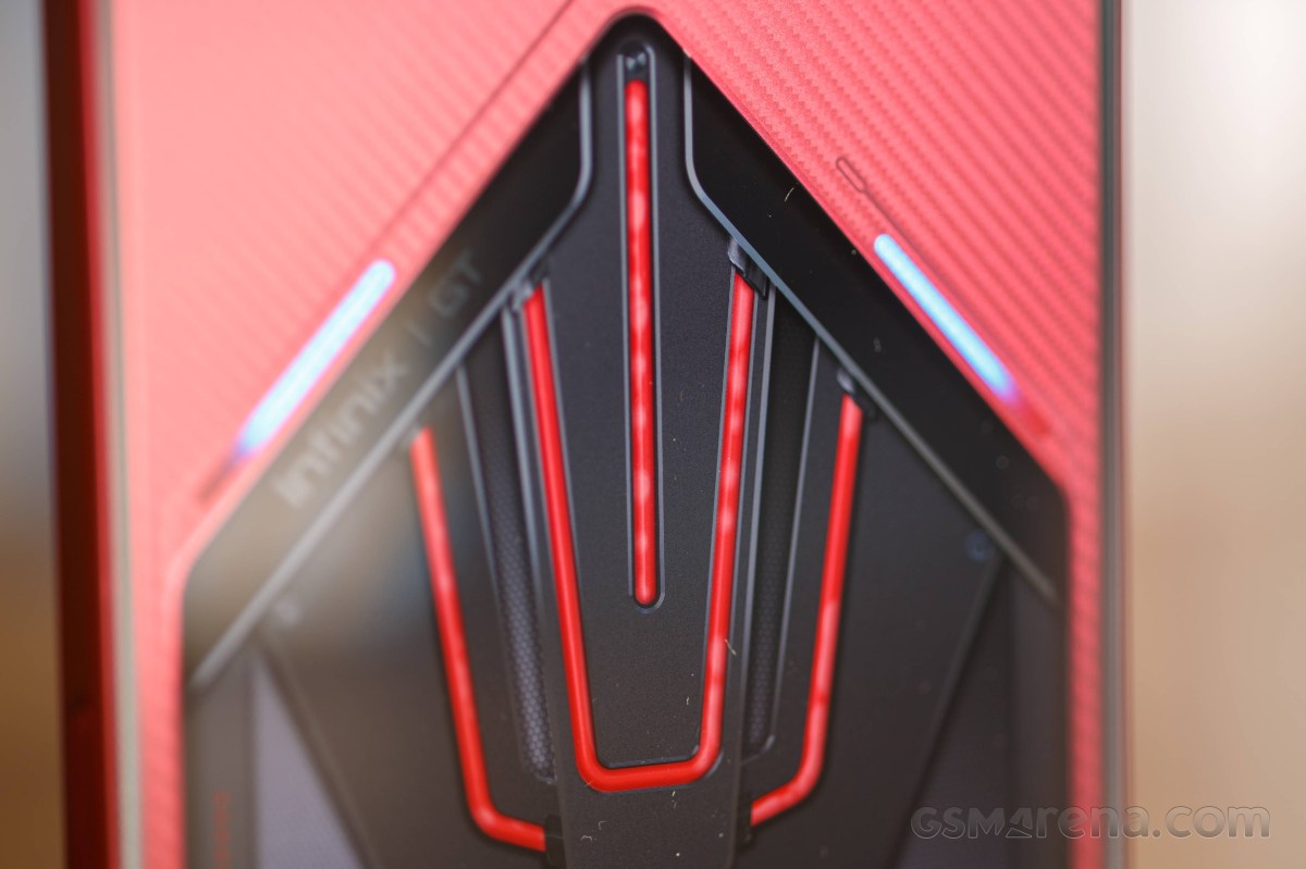 인피닉스 GT 50 프로 개봉 이미지 2