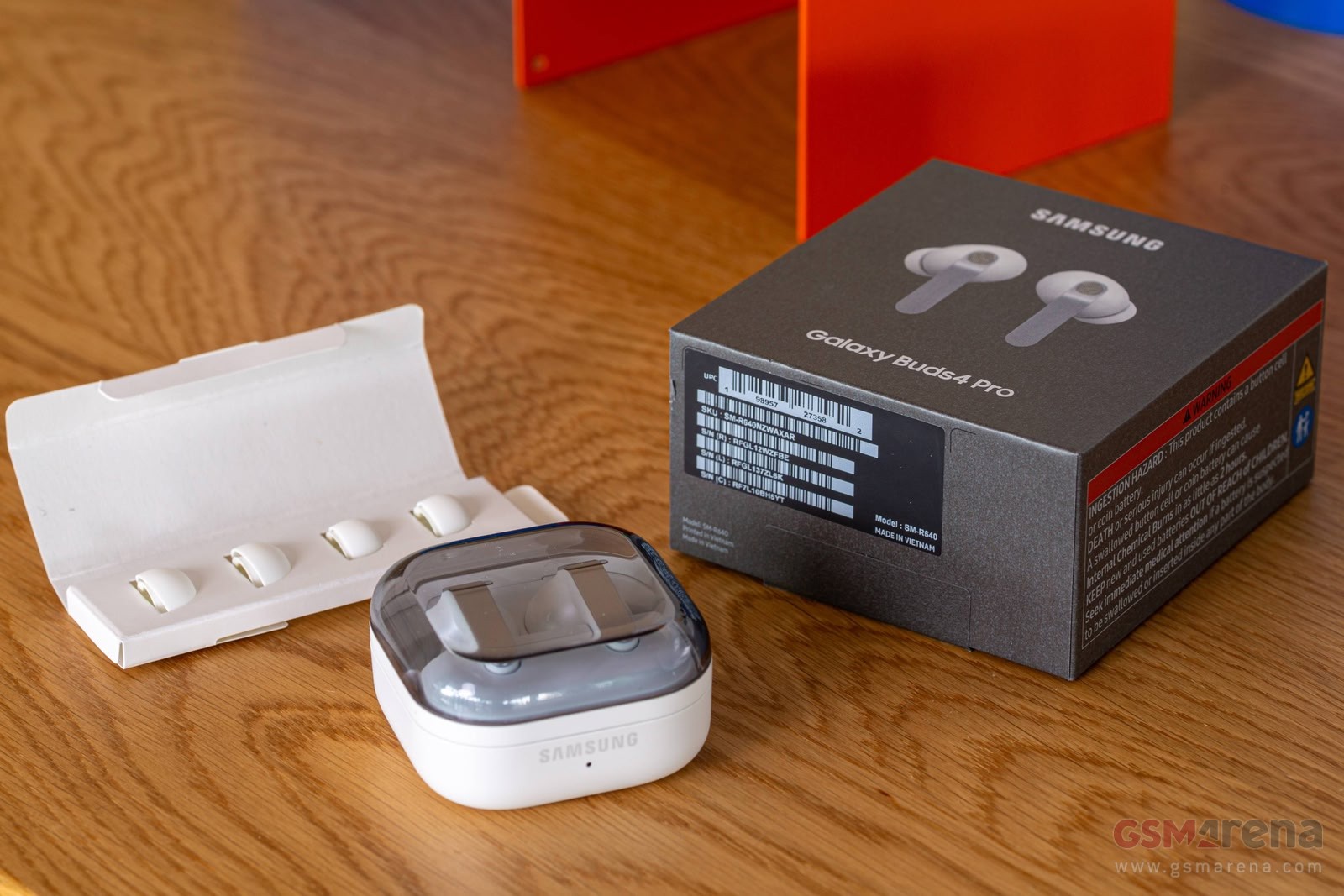 삼성 갤럭시 버즈4 프로 리뷰 이미지 1