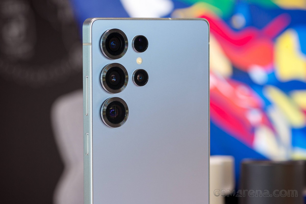 삼성 갤럭시 S25 시리즈, One UI 8.5 안정화 버전에서 제외된 기능 포함한 6월 보안 업데이트 실시 이미지 1